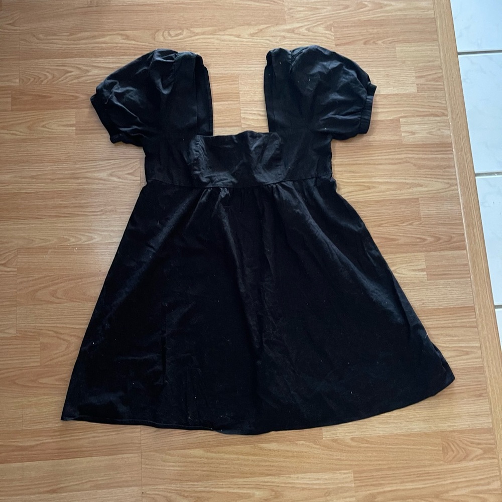 wild fable Black Velvet Puff-Sleeve Mini Dress